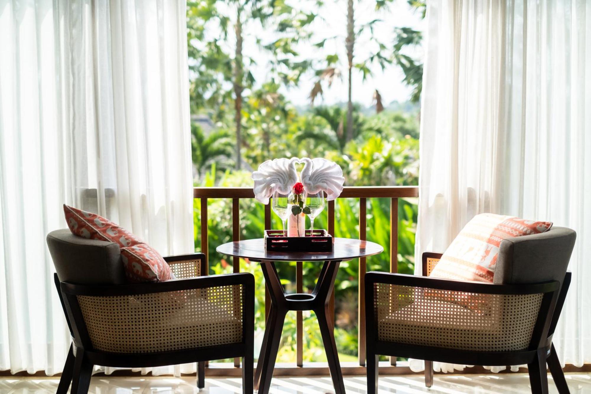 Sanctoo Suites & Villas Сукавати Экстерьер фото