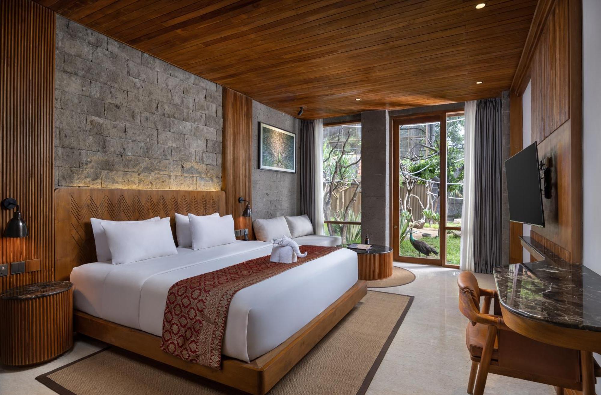 Sanctoo Suites & Villas Сукавати Экстерьер фото